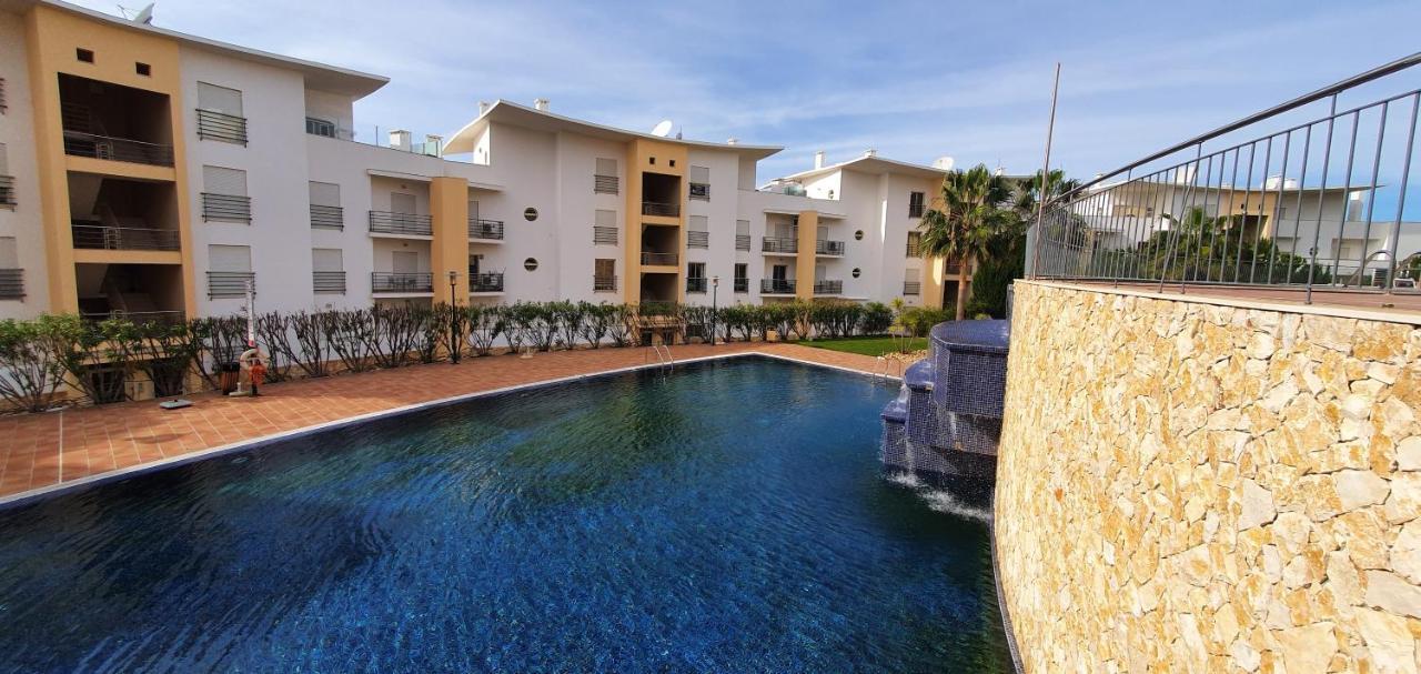 אלבופיירה Apartamento Costa מראה חיצוני תמונה